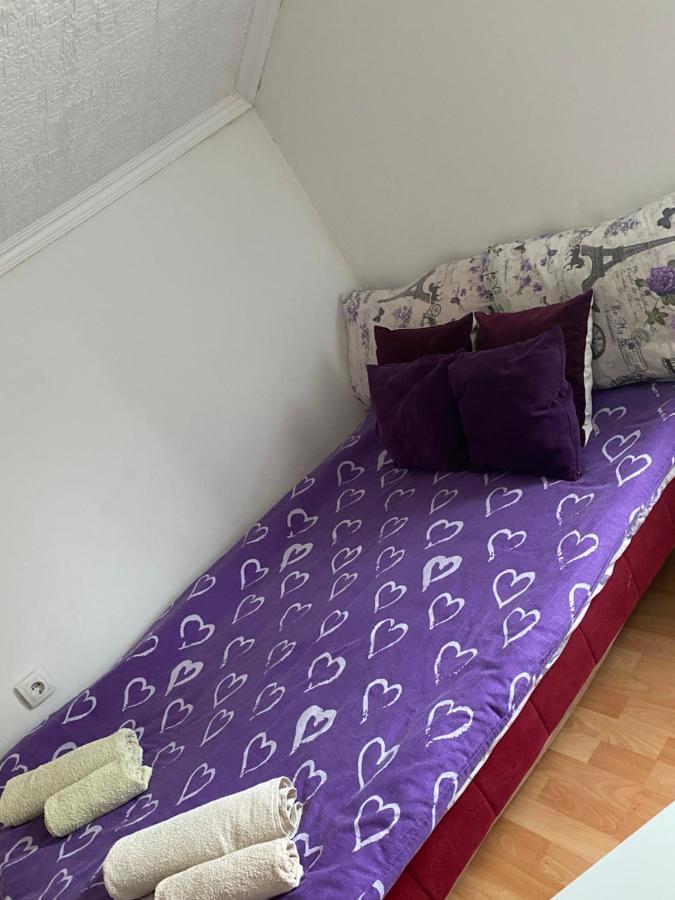 Apartmani Petra Novi Sad Buitenkant foto