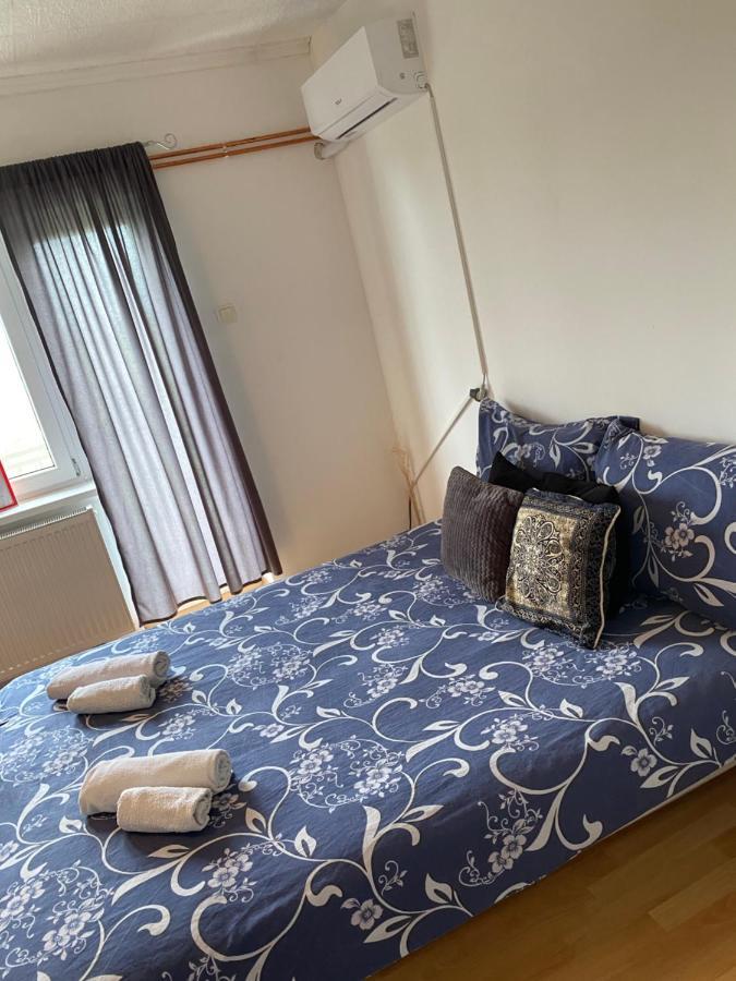 Apartmani Petra Novi Sad Buitenkant foto